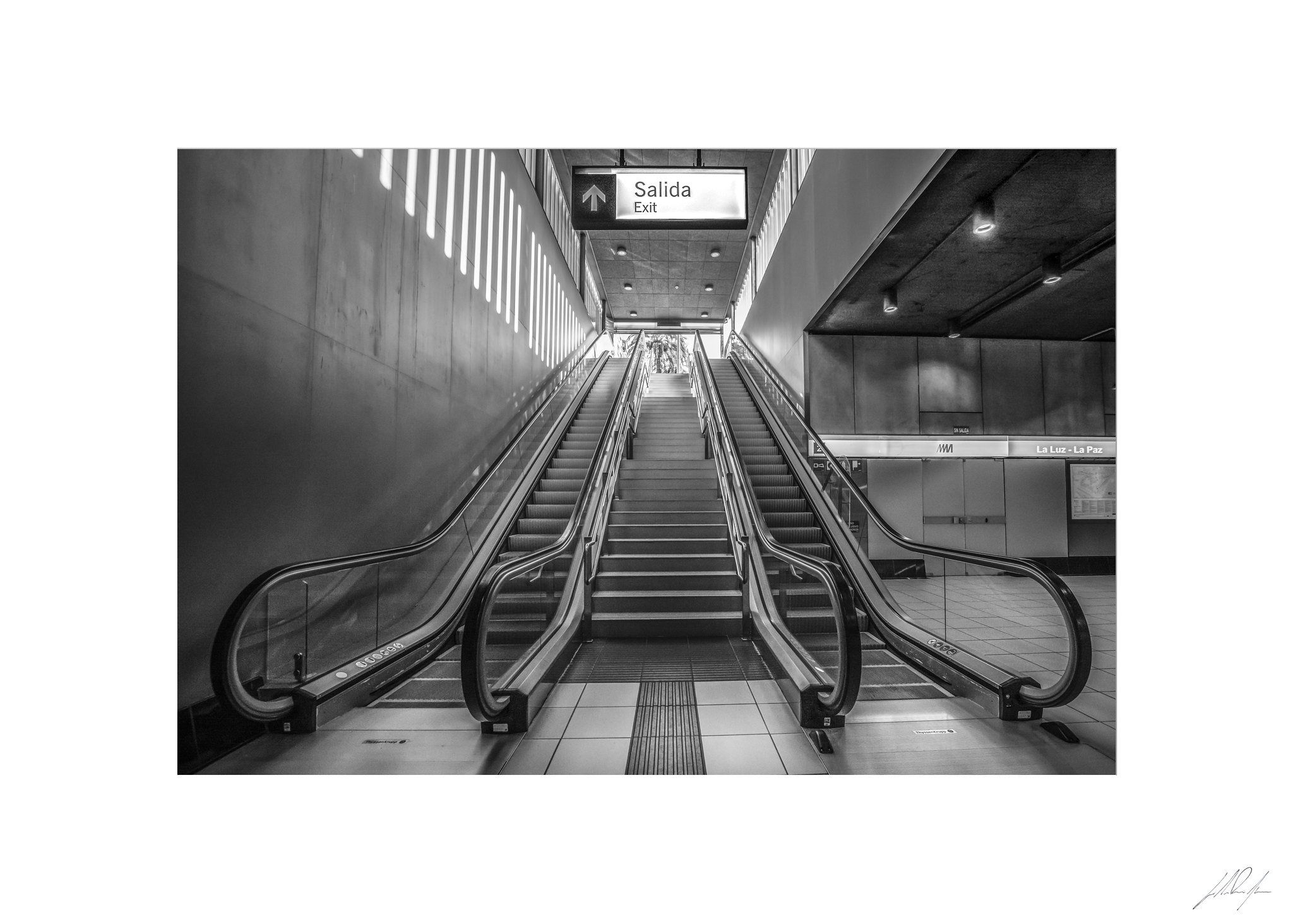 Metro Escalera